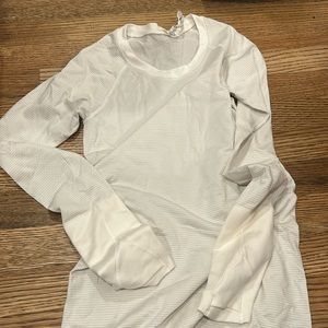 lululemon white long sleeve swiftly